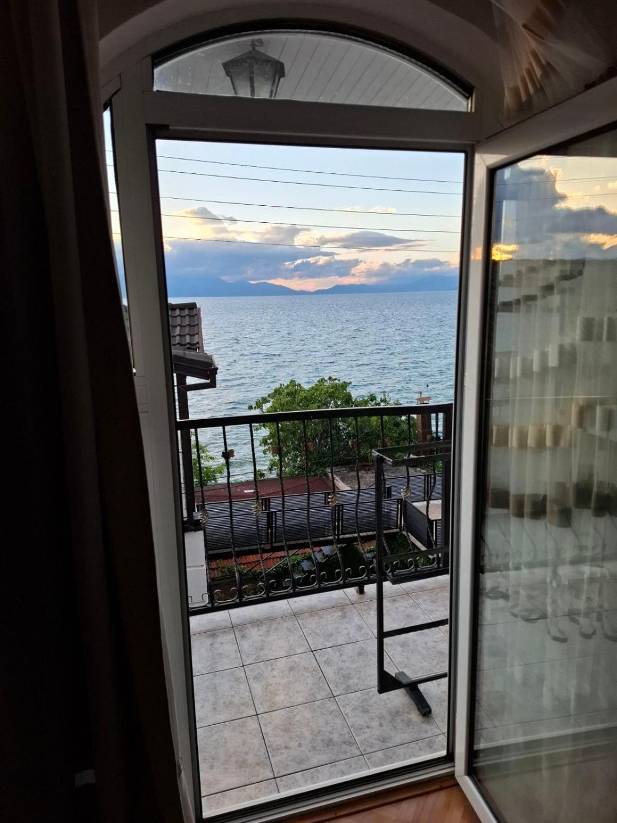 Villa Gjorgi Охрид Екстериор снимка